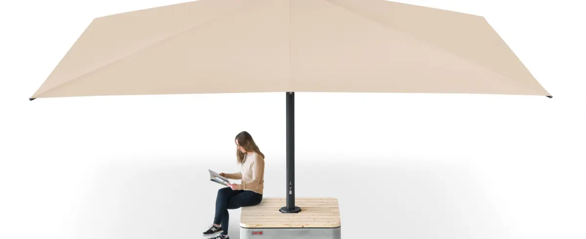 Cube mit Schirm Gesamtansicht 04