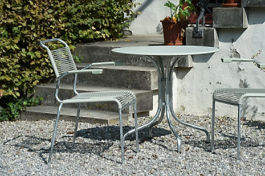 Säntis Spaghettisessel mit Armlehnen