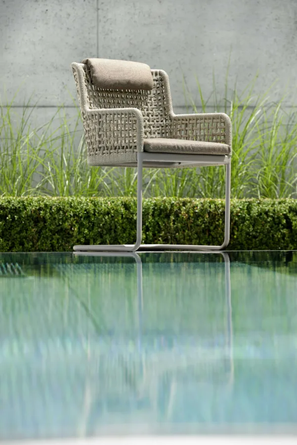 Freischwingersessel Greta Aluminium