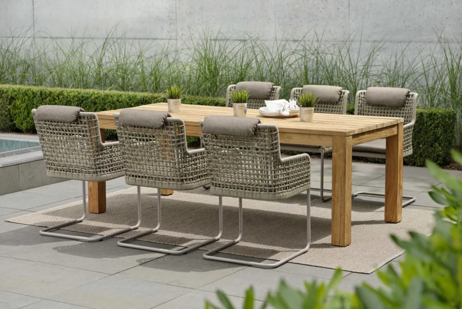 Freischwingersessel Greta Aluminium