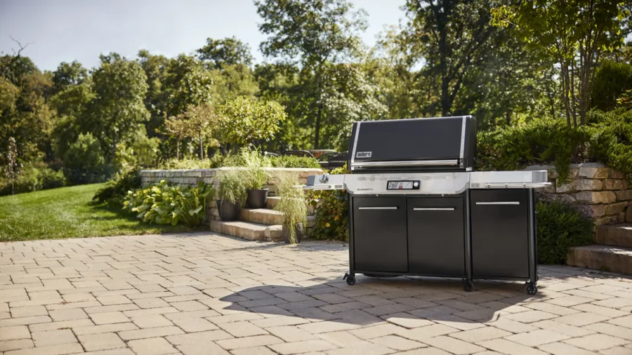 Summit EX Smart Grill, Black